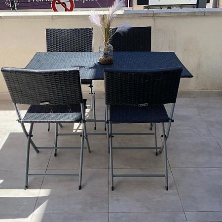 Appartement Rue De Provence Avignon Exteriör bild